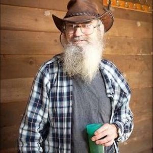 Meet your Posher, Alivia